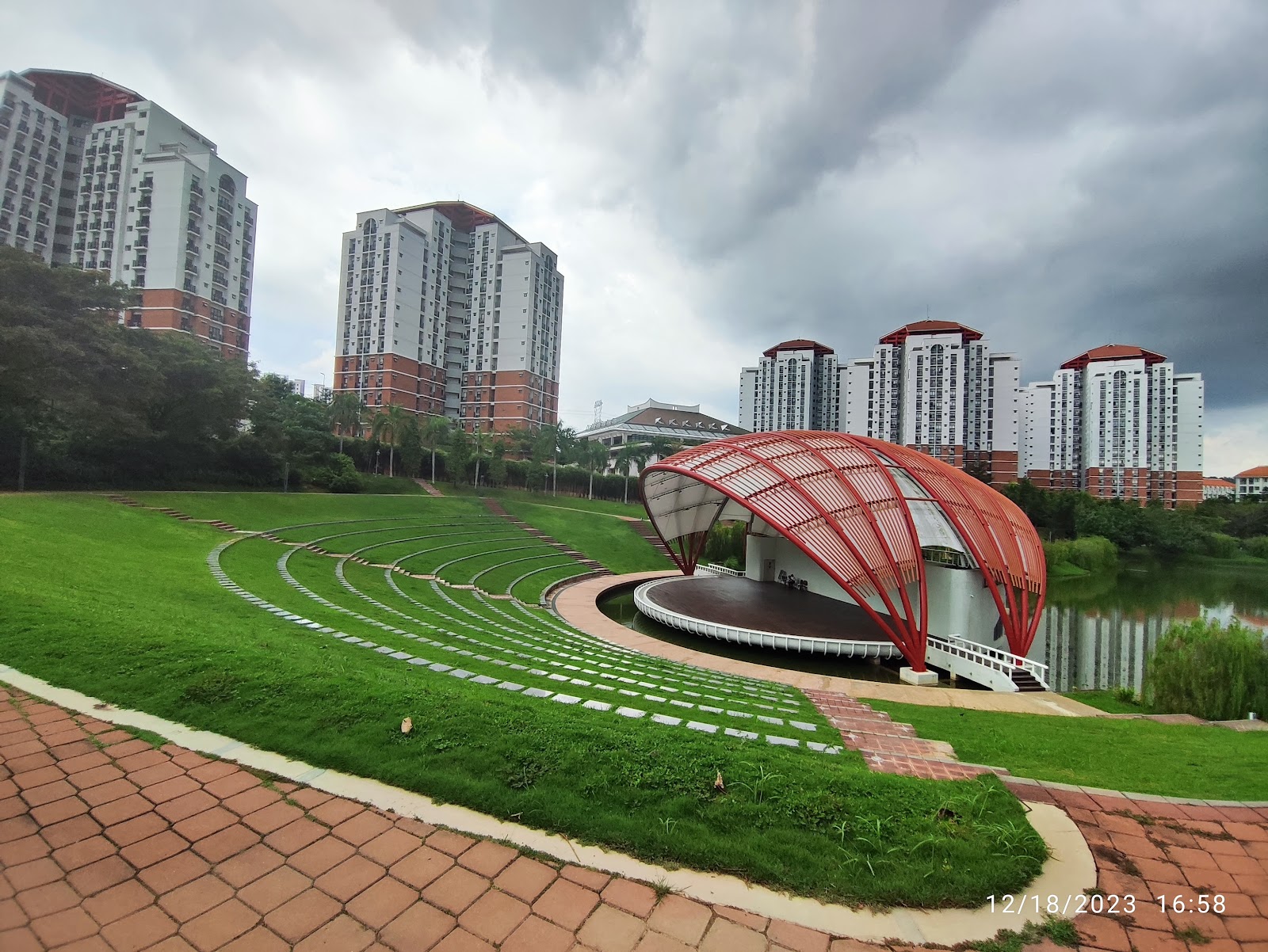 Campus thumbnail 6